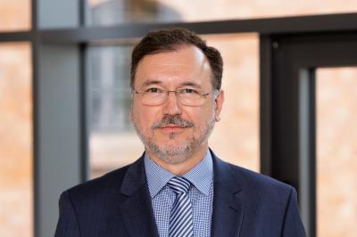 Volker Reinhardt Referiert Zum Thema Kanzleiverkauf Und Kanzleikauf Reinhardt Kollegen